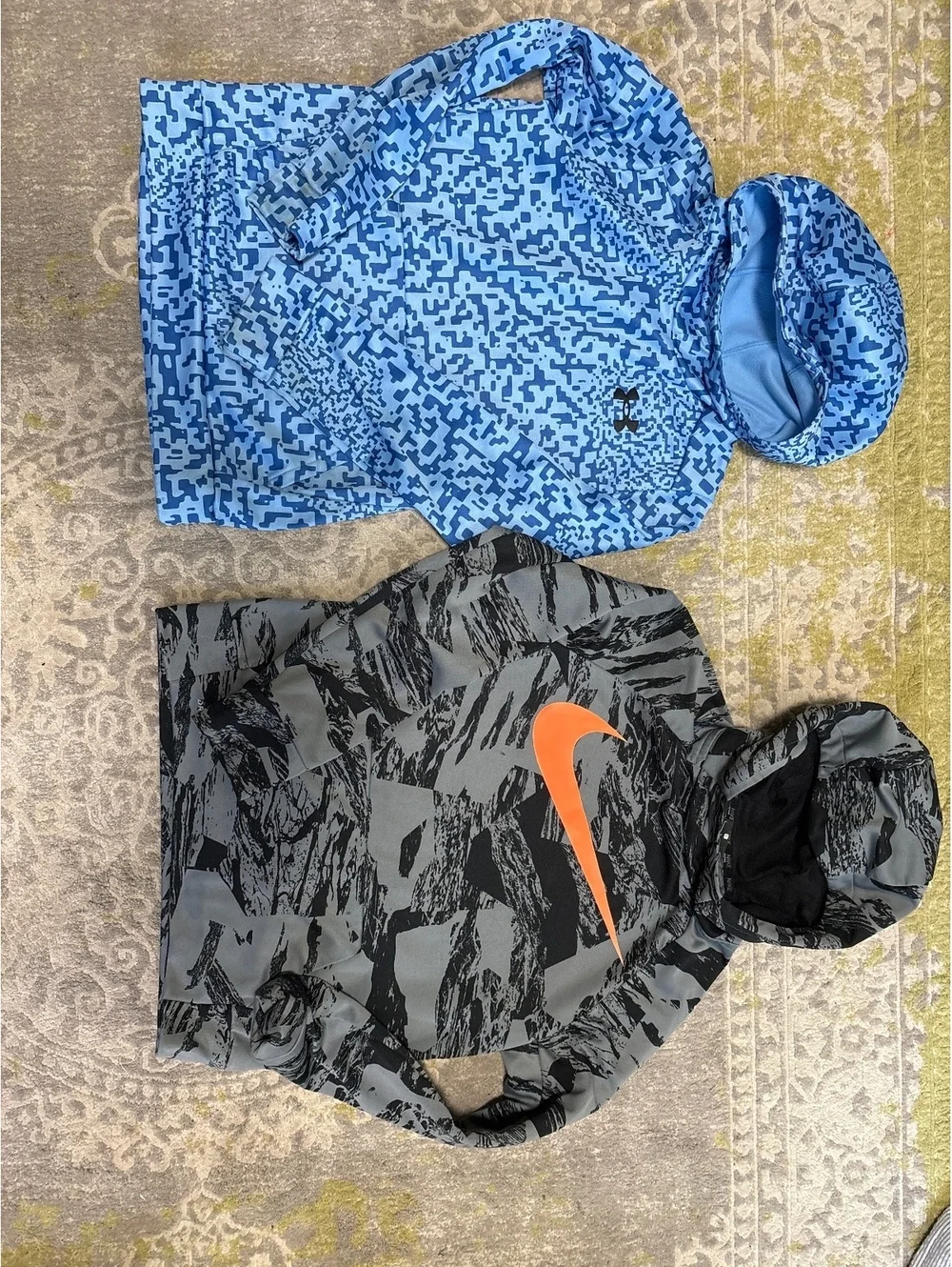 Boys hoodie lot 2 athletic style quick dry Nike under armor medium